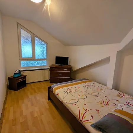 Poiana Pentru Termen Scurt Dar Si Indelungat! Apartman Brassó